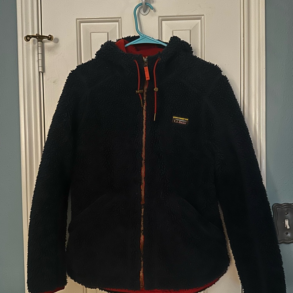 NWOT L.L. Bean Blue Fleece Jacket with Red Accents